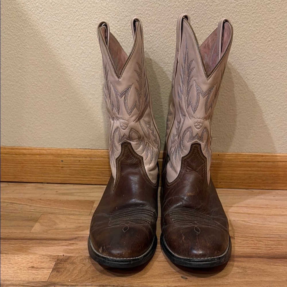 Ariat Brown and Cream Western Cowboy Boots